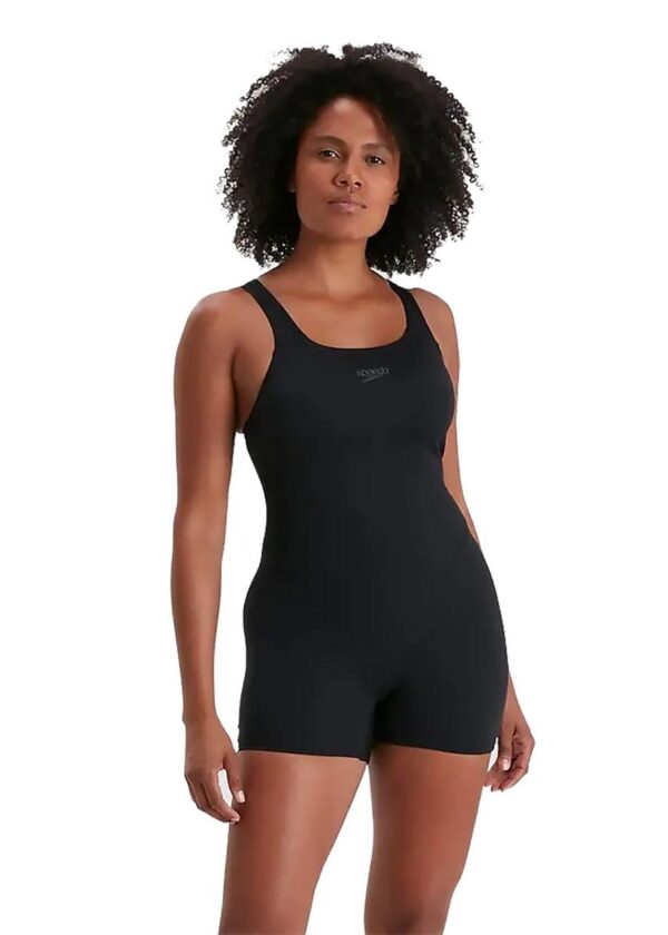Ispred view žena koja nosi Speedo Endurance+ Triko za hlače - Crni